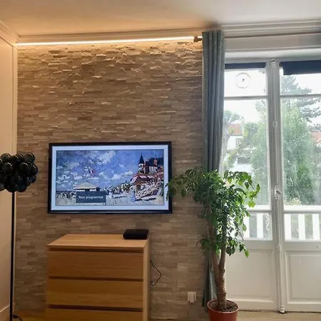 Somptueux 25m2, Balcon, Plein Centre *
