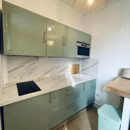 Somptueux 25m2, Balcon, Plein Centre Deauville